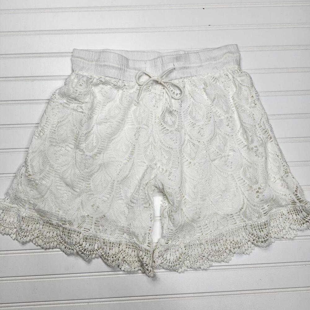 Chic White Lace Casual Shorts with Drawstring Waist - Picture 1 of 4